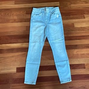 Good American good waist crop